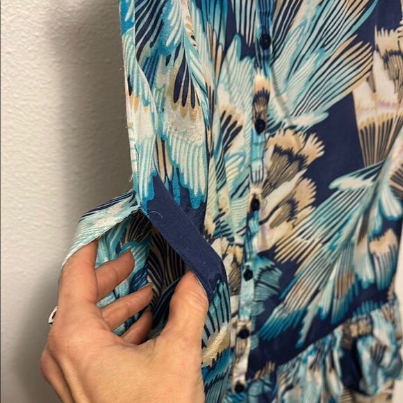 6•Free People Boohoo Blue Floral Dress w/ pockets -ptp 22” - Picture 5 of 5